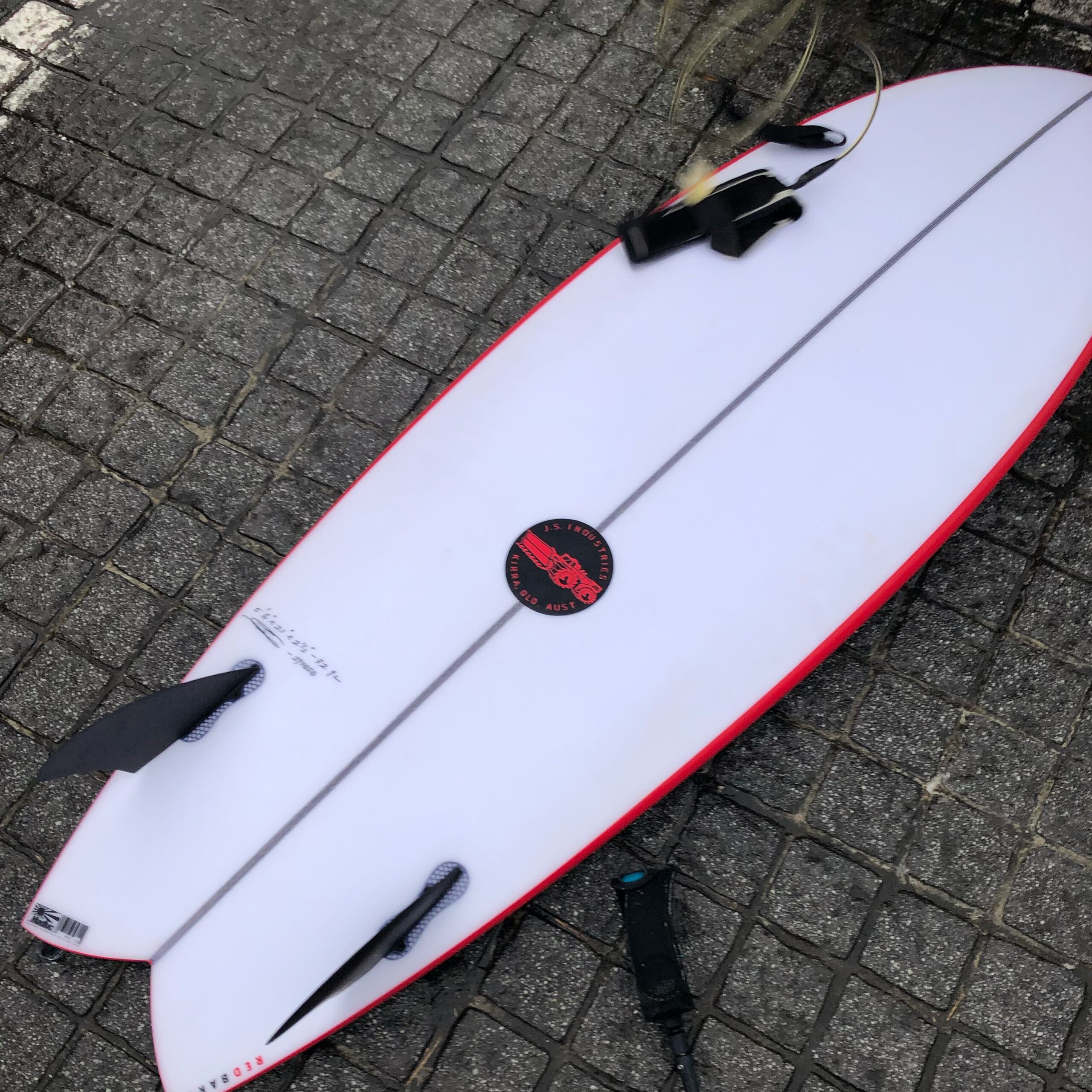 パフォーマンス系のツインフィッシュのJS Industries「RED BARON」試乗