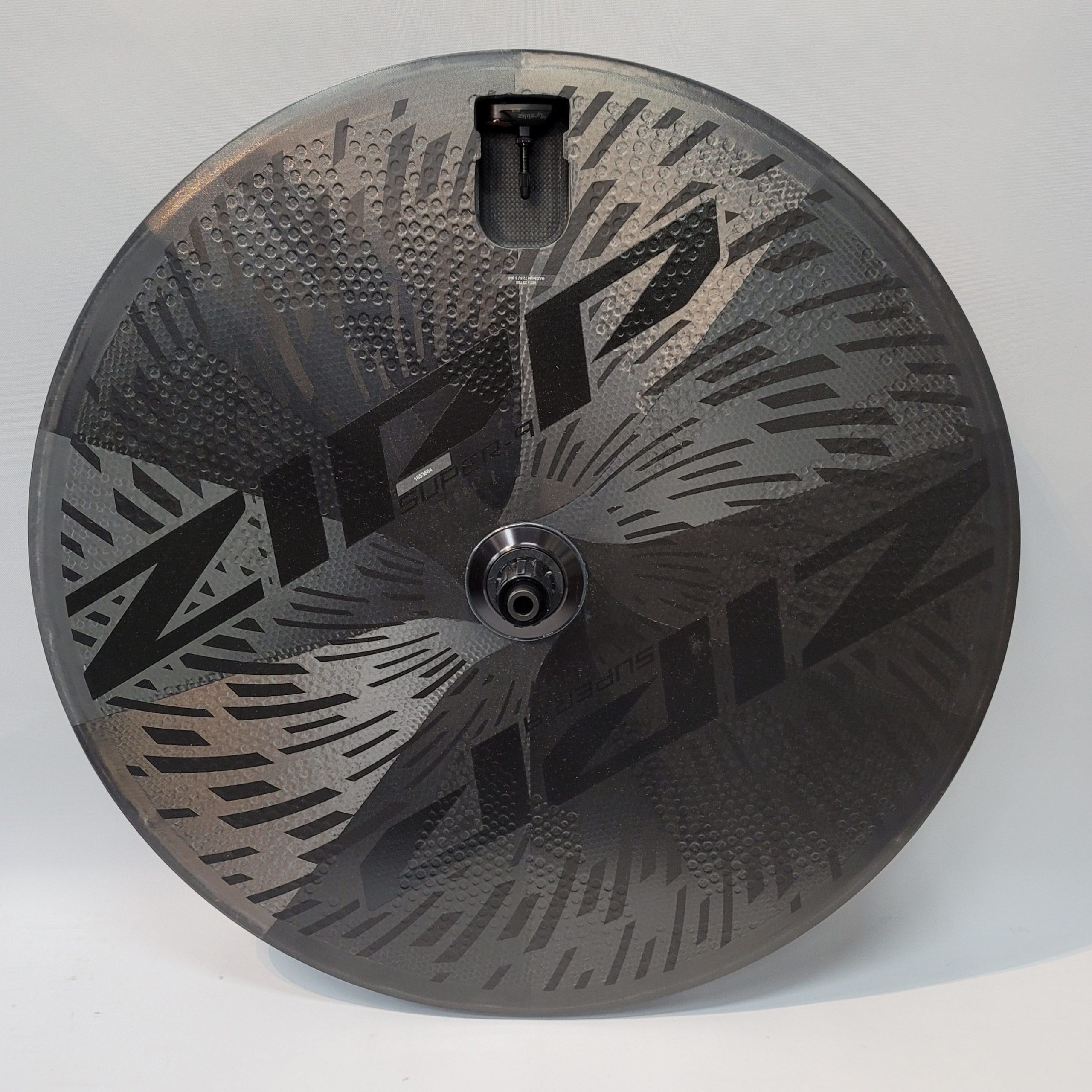 ZIPP Super-9チューブレスディスクブレーキディスクホイール入荷しま