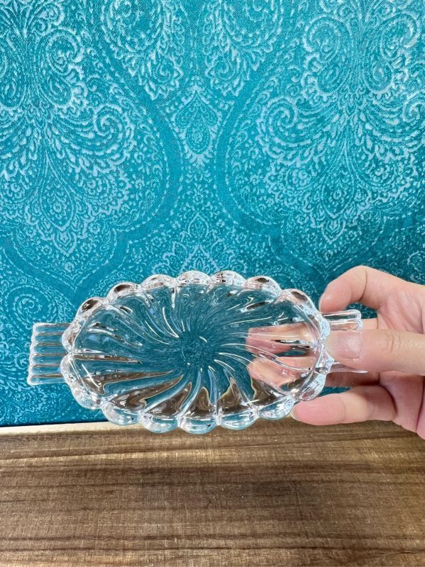 ガラス製 楕円形のアクセサリートレイ 小物 ディスプレイに。 TA850