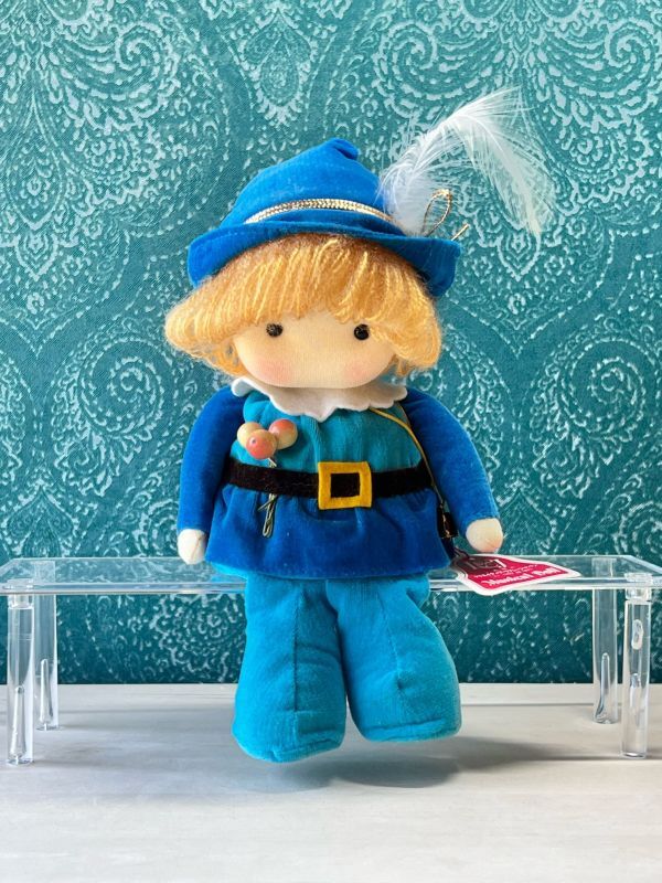 希少 クリエイティブ・リブレ・ジャパン ミュージカルドール